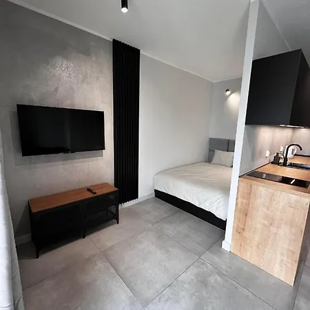 - Legnicka Business Center *