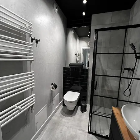 - Legnicka Business Center *