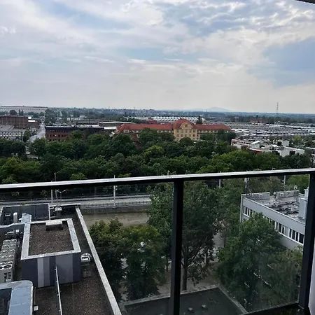 - Legnicka Business Center *