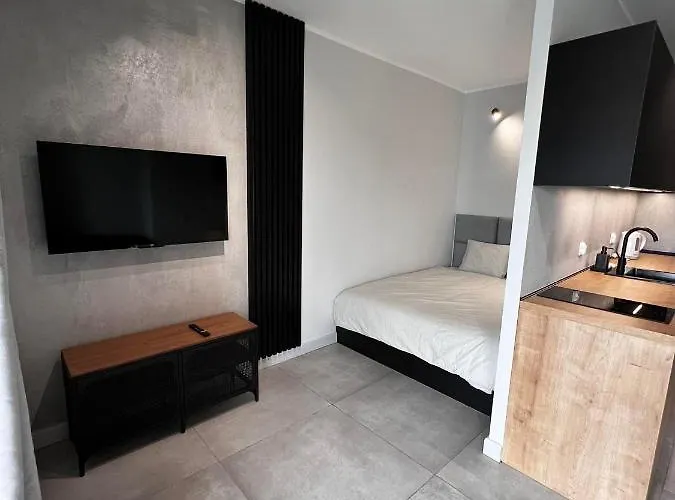 - Legnicka Business Center *