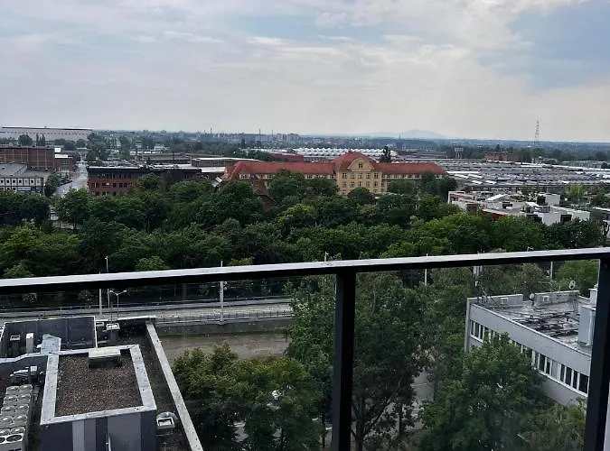 - Legnicka Business Center *