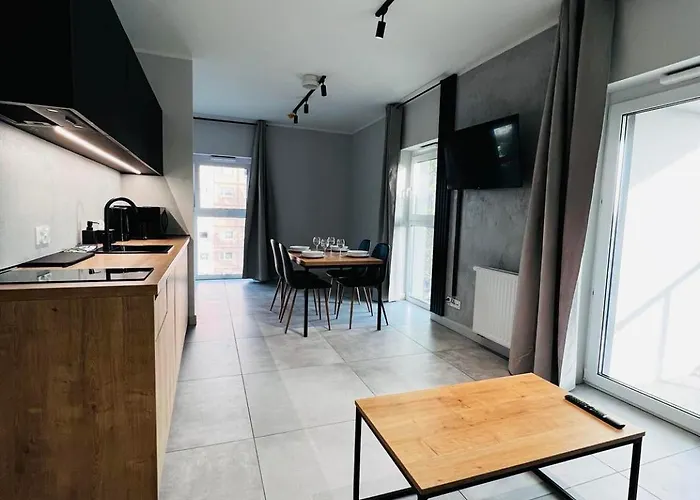 - Legnicka Business Center *